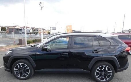 Toyota RAV4, 2021 год, 2 964 000 рублей, 9 фотография