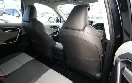 Toyota RAV4, 2021 год, 2 964 000 рублей, 36 фотография