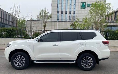 Nissan Terra, 2021 год, 2 500 000 рублей, 5 фотография