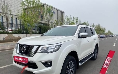 Nissan Terra, 2021 год, 2 500 000 рублей, 3 фотография
