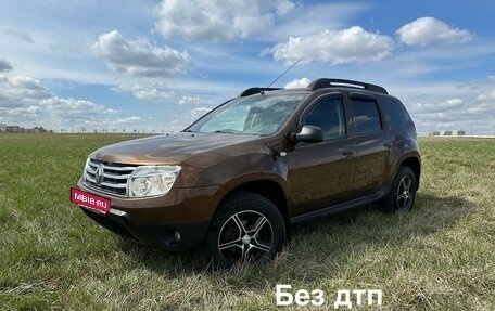 Renault Duster I рестайлинг, 2013 год, 570 000 рублей, 2 фотография