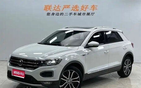 Volkswagen T-Roc I, 2020 год, 1 593 720 рублей, 1 фотография