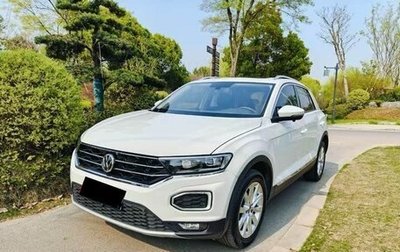 Volkswagen T-Roc I, 2021 год, 1 641 011 рублей, 1 фотография