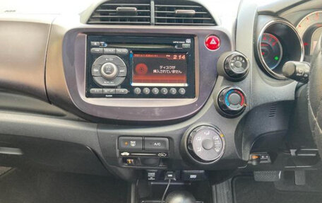 Honda Fit III, 2011 год, 560 000 рублей, 9 фотография