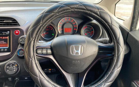 Honda Fit III, 2011 год, 560 000 рублей, 8 фотография