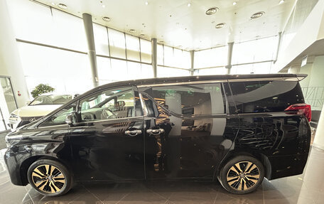 Toyota Alphard III, 2019 год, 5 850 000 рублей, 8 фотография