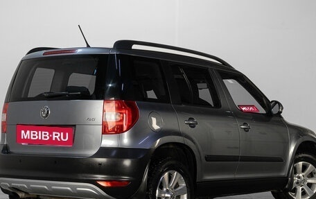 Skoda Yeti I рестайлинг, 2012 год, 829 000 рублей, 5 фотография