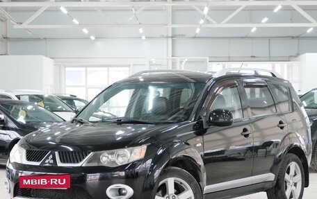 Mitsubishi Outlander III рестайлинг 3, 2007 год, 1 399 000 рублей, 2 фотография