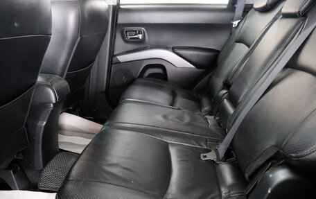 Mitsubishi Outlander III рестайлинг 3, 2007 год, 1 399 000 рублей, 22 фотография