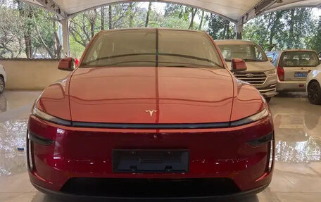 Tesla Model Y I, 2025 год, 4 600 000 рублей, 3 фотография