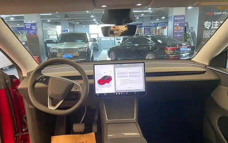 Tesla Model Y I, 2025 год, 4 600 000 рублей, 7 фотография