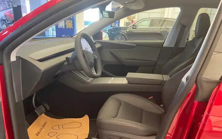 Tesla Model Y I, 2025 год, 4 600 000 рублей, 8 фотография