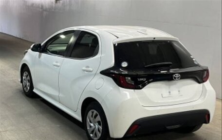 Toyota Yaris, 2020 год, 760 000 рублей, 2 фотография