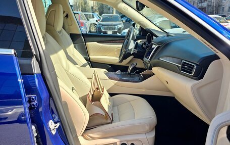 Maserati Levante I, 2018 год, 5 900 000 рублей, 9 фотография