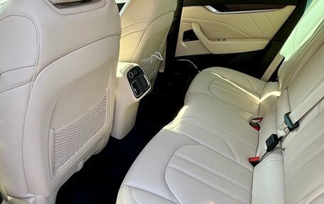 Maserati Levante I, 2018 год, 5 900 000 рублей, 15 фотография