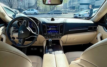 Maserati Levante I, 2018 год, 5 900 000 рублей, 13 фотография