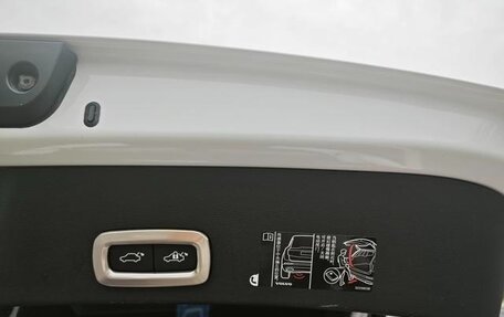Volvo XC40 I, 2022 год, 2 380 000 рублей, 17 фотография