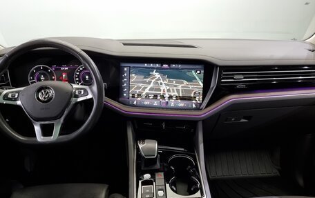 Volkswagen Touareg III, 2021 год, 4 900 000 рублей, 5 фотография