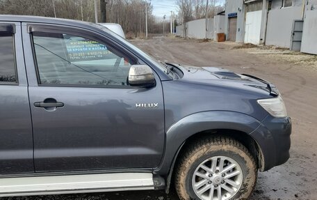 Toyota Hilux VII, 2013 год, 2 550 000 рублей, 2 фотография