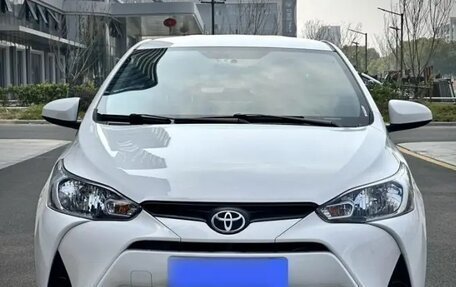 Toyota Yaris XP150 рестайлинг, 2022 год, 1 130 000 рублей, 2 фотография