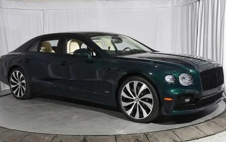 Bentley Flying Spur, 2022 год, 17 300 000 рублей, 2 фотография