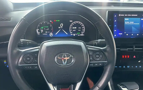 Toyota Avalon, 2022 год, 2 200 000 рублей, 8 фотография