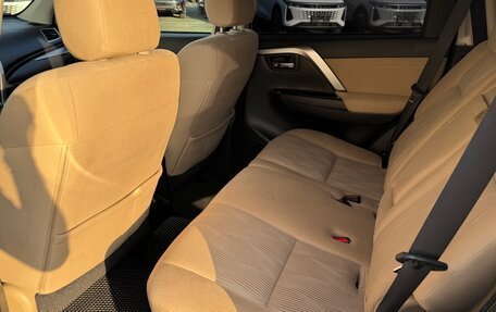 Mitsubishi Pajero Sport III рестайлинг, 2020 год, 3 850 000 рублей, 13 фотография