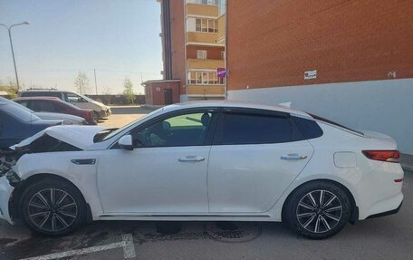 KIA Optima IV, 2018 год, 950 000 рублей, 5 фотография
