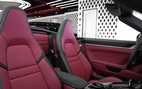 Porsche 911, 2025 год, 26 390 000 рублей, 13 фотография