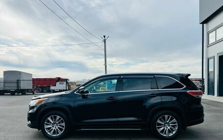 Toyota Highlander III, 2014 год, 3 299 000 рублей, 3 фотография