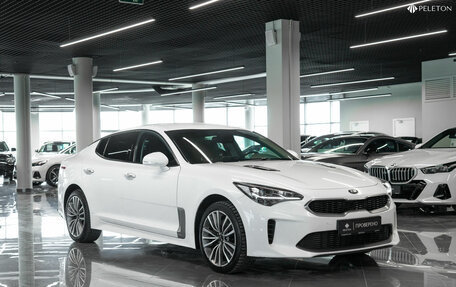 KIA Stinger I, 2019 год, 2 500 000 рублей, 2 фотография