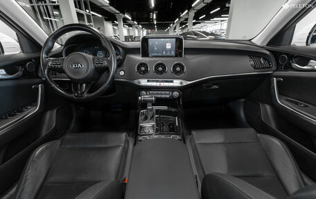 KIA Stinger I, 2019 год, 2 500 000 рублей, 9 фотография