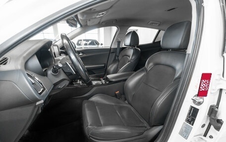KIA Stinger I, 2019 год, 2 500 000 рублей, 10 фотография
