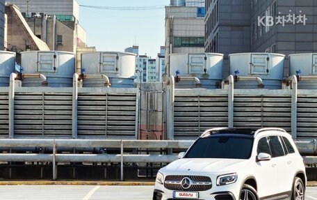 Mercedes-Benz GLB, 2022 год, 4 210 000 рублей, 3 фотография
