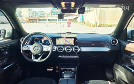 Mercedes-Benz GLB, 2022 год, 4 210 000 рублей, 13 фотография