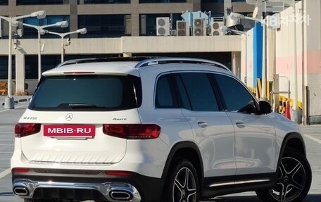 Mercedes-Benz GLB, 2022 год, 4 210 000 рублей, 7 фотография