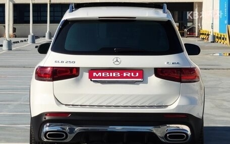 Mercedes-Benz GLB, 2022 год, 4 210 000 рублей, 8 фотография