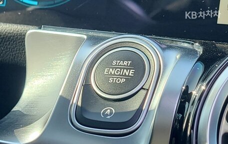 Mercedes-Benz GLB, 2022 год, 4 210 000 рублей, 23 фотография