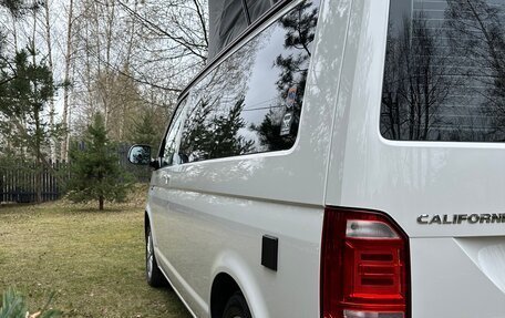 Volkswagen California T6, 2018 год, 5 950 000 рублей, 9 фотография