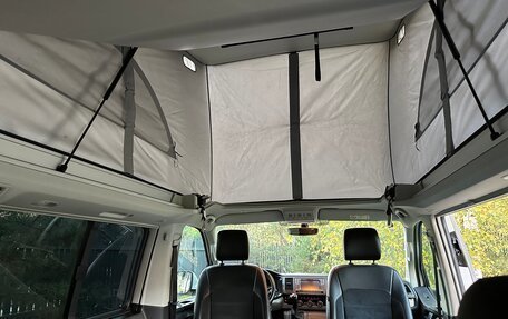 Volkswagen California T6, 2018 год, 5 950 000 рублей, 16 фотография