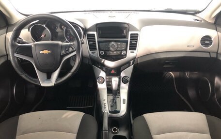 Chevrolet Cruze II, 2012 год, 555 000 рублей, 13 фотография