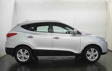 Hyundai ix35 I рестайлинг, 2011 год, 974 000 рублей, 4 фотография