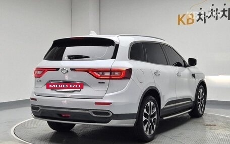 Renault Samsung QM6, 2017 год, 1 950 006 рублей, 3 фотография