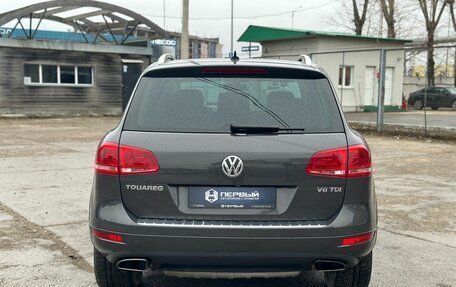 Volkswagen Touareg III, 2011 год, 2 090 000 рублей, 5 фотография