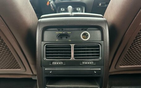 Volkswagen Touareg III, 2011 год, 2 090 000 рублей, 19 фотография
