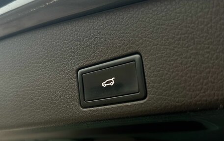 Volkswagen Touareg III, 2011 год, 2 090 000 рублей, 17 фотография