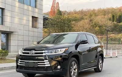 Toyota Highlander III, 2021 год, 2 600 000 рублей, 1 фотография
