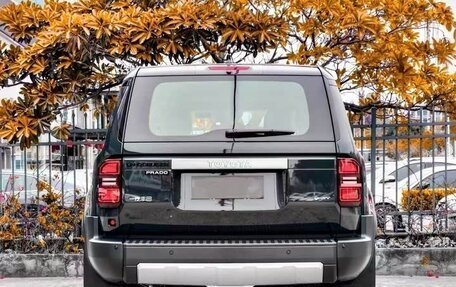 Toyota Land Cruiser Prado, 2025 год, 8 250 000 рублей, 5 фотография