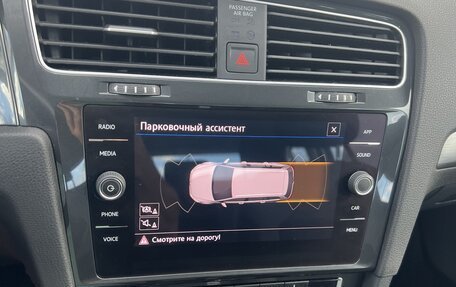 Volkswagen Golf VII, 2019 год, 1 759 000 рублей, 9 фотография