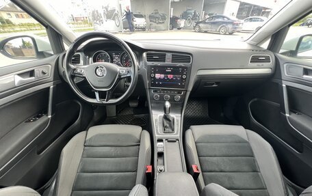 Volkswagen Golf VII, 2019 год, 1 759 000 рублей, 7 фотография
